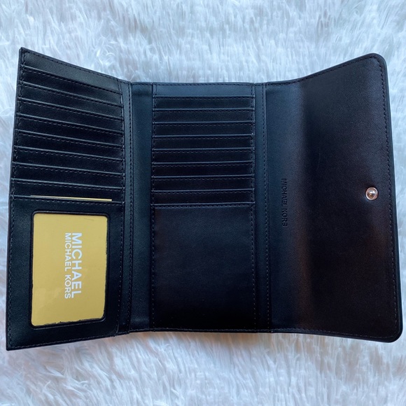 NWT Michael Kors Jet Set Travel Lg Trifold Wallet - Picture 3 of 4